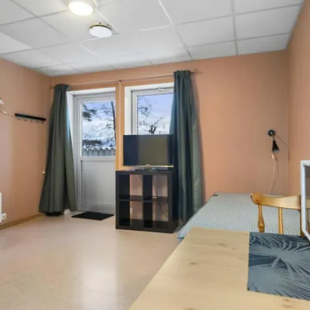 Hybel Med Gratis Internett Og Parkering